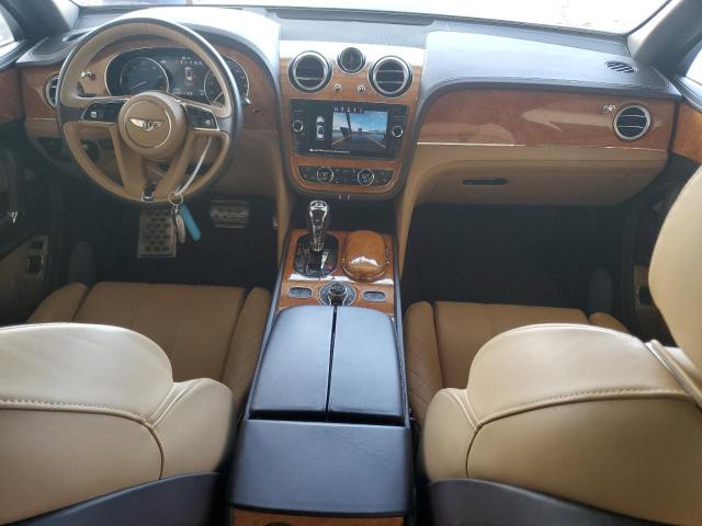 Photo 8 from auction – 2017 BENTLEY BENTAYGA with VIN SJAAC2ZV1HC014040
