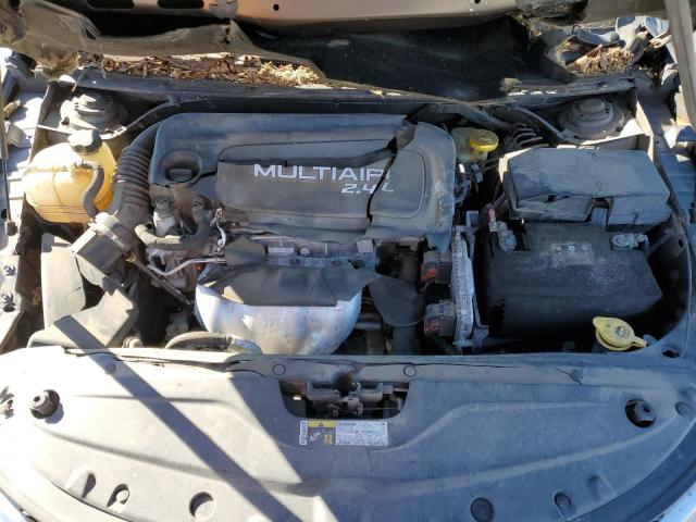 Photo 11 from auction – 2015 CHRYSLER 200 LIMITE with VIN 1C3CCCAB6FN556464