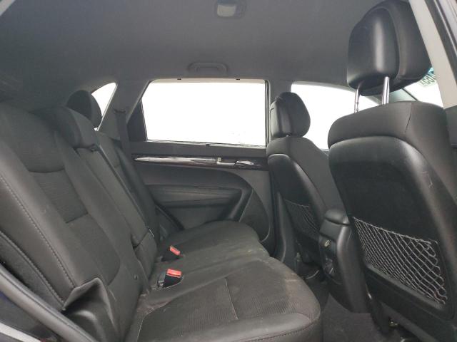 Photo 11 from auction – 2014 KIA SORENTO LX with VIN 5XYKT4A70EG490296