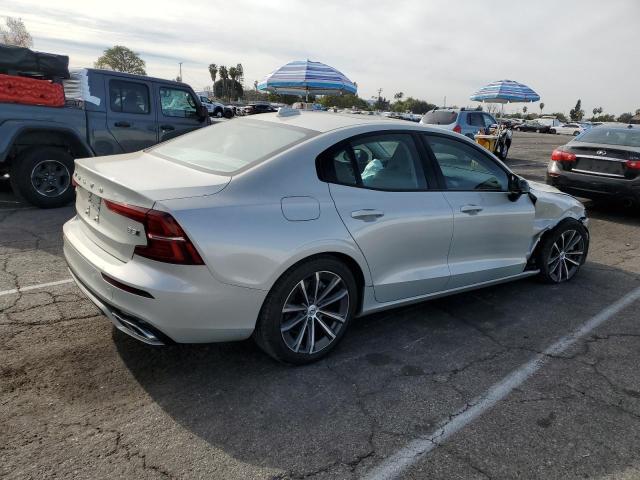 Photo 3 from auction – 2022 VOLVO S60 B5 MOM with VIN 7JRL12TZ1NG162669