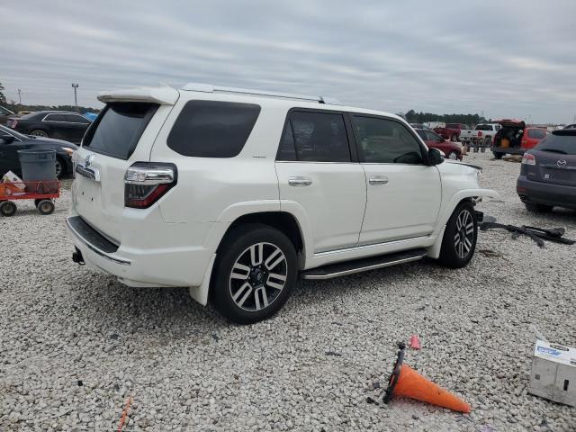 Photo 3 from auction – 2018 TOYOTA 4RUNNER SR with VIN JTEZU5JR3J5178409