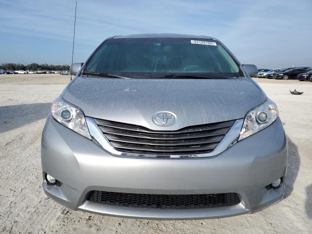Photo 5 from auction – 2014 TOYOTA SIENNA XLE with VIN 5TDYK3DC8ES451815