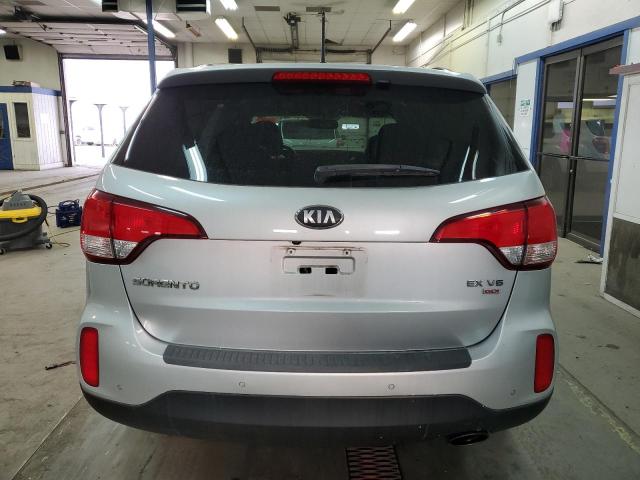 Photo 6 from auction – 2014 KIA SORENTO EX with VIN 5XYKUDA70EG462639