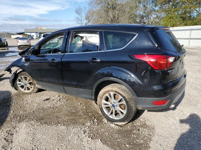 Photo 2 from auction – 2019 FORD ESCAPE SE with VIN 1FMCU0GD7KUB10156