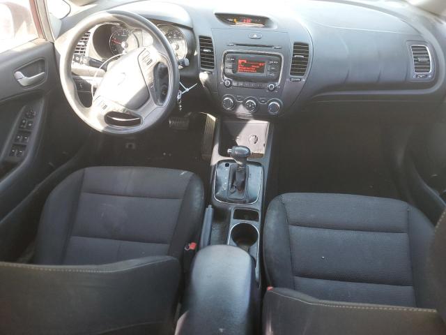 Photo 8 from auction – 2017 KIA FORTE LX with VIN 3KPFK4A71HE077602