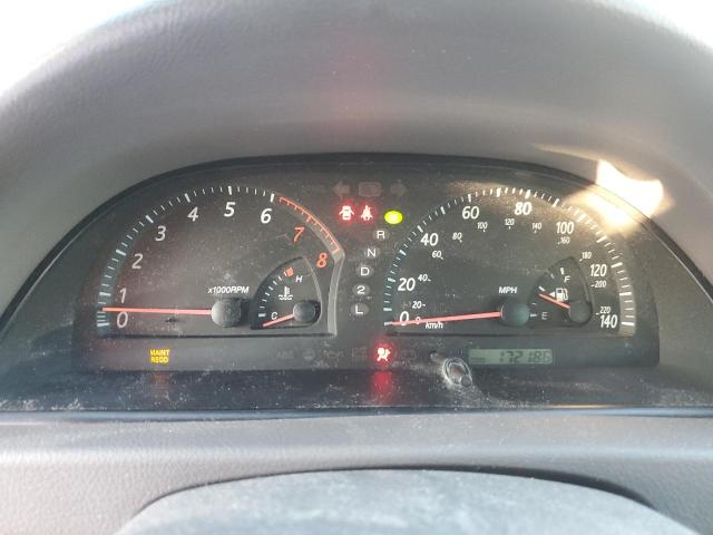 Photo 9 from auction – 2004 TOYOTA CAMRY LE with VIN 4T1BE30K74U853809