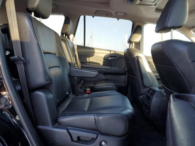 Photo 11 from auction – 2016 HONDA PILOT TOUR with VIN 5FNYF6H95GB507768