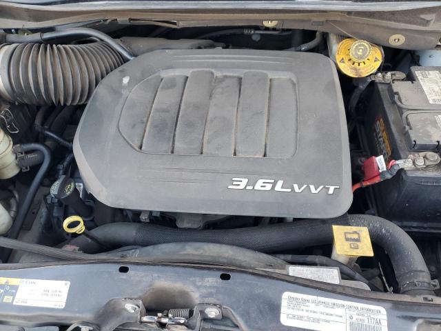 Photo 12 from auction – 2015 CHRYSLER TOWN & COU with VIN 2C4RC1BG8FR577422