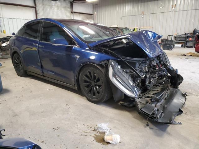 Photo 4 from auction – 2017 TESLA MODEL X with VIN 5YJXCAE2XHF044087
