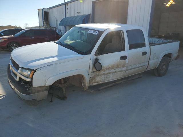 CHEVROLET SILVERADO 2004 with VIN 1GCGC23U54F198285 - Photo from auction