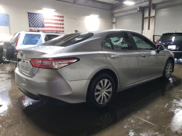 Photo 3 from auction – 2020 TOYOTA CAMRY LE with VIN 4T1C31AK3LU542910