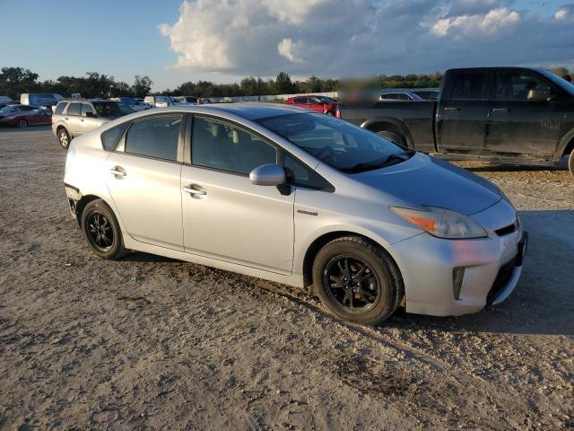 Photo 4 from auction – 2013 TOYOTA PRIUS with VIN JTDKN3DU8D5690274