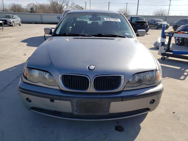 Photo 5 from auction – 2005 BMW 325 I with VIN WBAET37405NJ86914