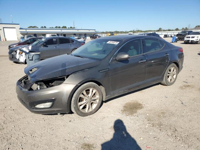 KIA OPTIMA EX 2013 مع رقم تعريف المركبة 5XXGN4A76DG237325 - صورة من المزاد