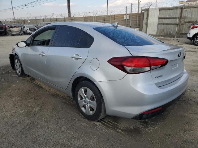 Photo 2 from auction – 2018 KIA FORTE LX with VIN 3KPFK4A7XJE246912