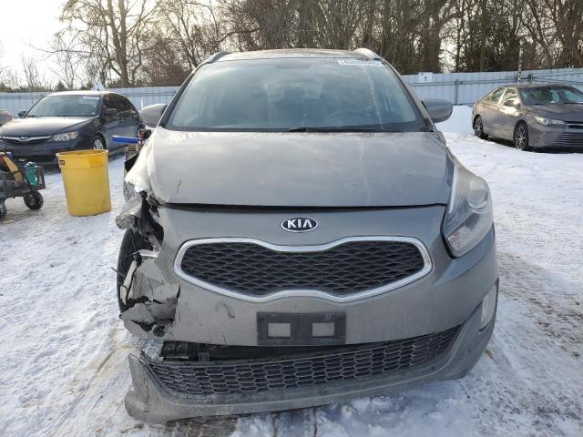 Photo 5 from auction – 2015 KIA RONDO with VIN KNAHT8A36F7115488