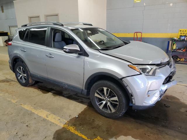 Photo 4 from auction – 2017 TOYOTA RAV4 XLE with VIN 2T3WFREV7HW322238