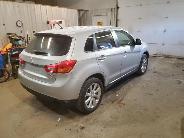 Photo 3 from auction – 2015 MITSUBISHI OUTLANDER with VIN 4A4AR3AW3FE028071