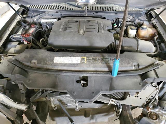 Photo 12 from auction – 2004 LINCOLN NAVIGATOR with VIN 5LMFU27R04LJ29755
