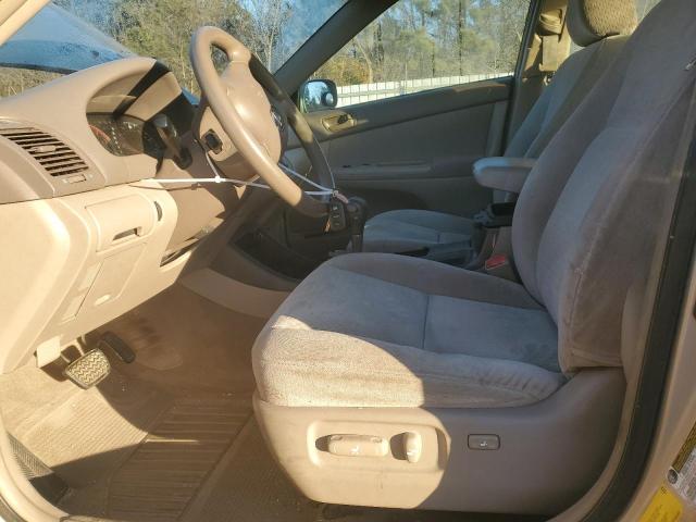 Photo 7 from auction – 2004 TOYOTA CAMRY LE with VIN 4T1BF30K54U581564