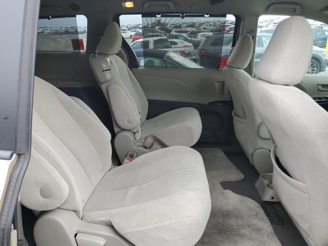 Photo 10 from auction – 2014 TOYOTA SIENNA LE with VIN 5TDKK3DC6ES462513