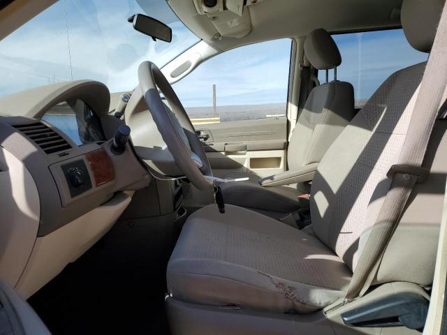 Photo 7 from auction – 2008 CHRYSLER TOWN & COU with VIN 2A8HR44H28R841845