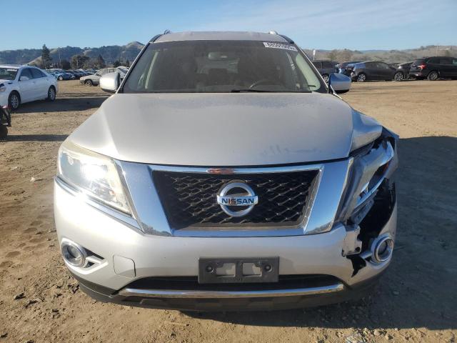 Photo 5 from auction – 2015 NISSAN PATHFINDER with VIN 5N1AR2MM2FC646758