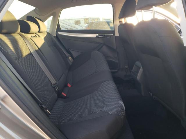 Photo 10 from auction – 2016 VOLKSWAGEN PASSAT S with VIN 1VWAT7A30GC063487