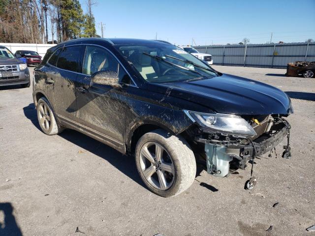 Photo 4 from auction – 2017 LINCOLN MKC PREMIE with VIN 5LMCJ1C94HUL40520