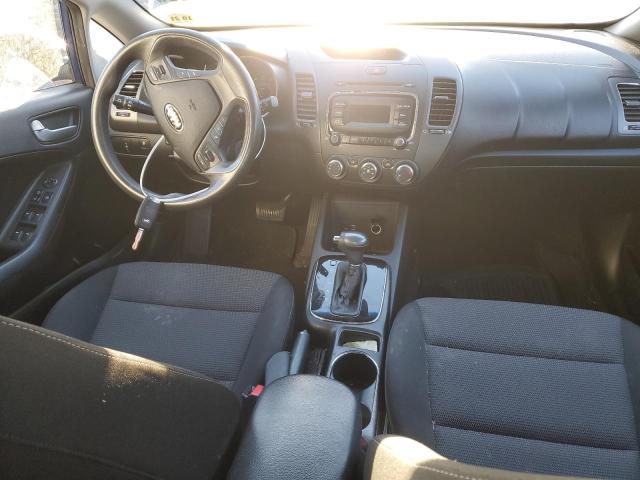 Photo 8 from auction – 2017 KIA FORTE LX with VIN 3KPFK4A76HE032896