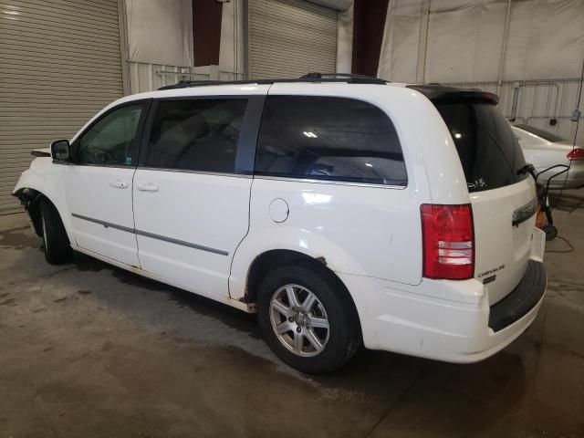 Photo 2 from auction – 2010 CHRYSLER TOWN & COU with VIN 2A4RR5D1XAR213939