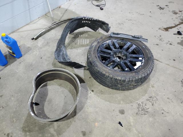 Photo 13 from auction – 2019 TOYOTA 4RUNNER SR with VIN JTEBU5JR9K5647800