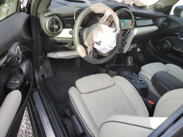 Photo 8 from auction – 2022 MINI COOPER SE with VIN WMW13DJ08N2S47924