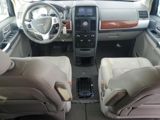 Photo 8 from auction – 2008 CHRYSLER TOWN & COU with VIN 2A8HR54P88R697442
