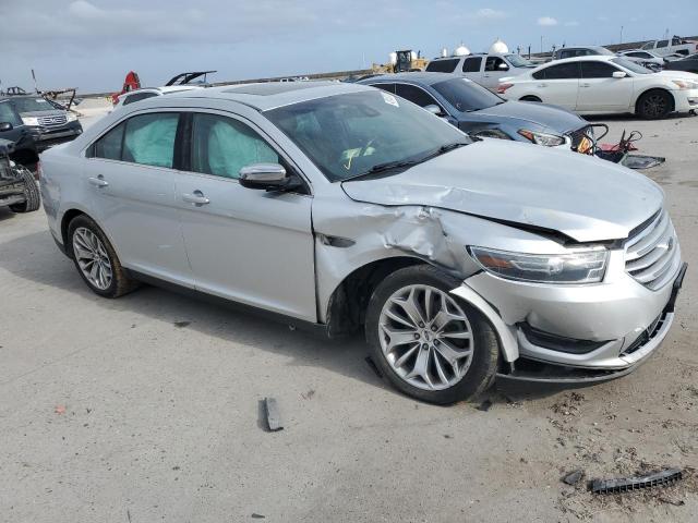 Photo 4 from auction – 2018 FORD TAURUS LIM with VIN 1FAHP2F80JG128387