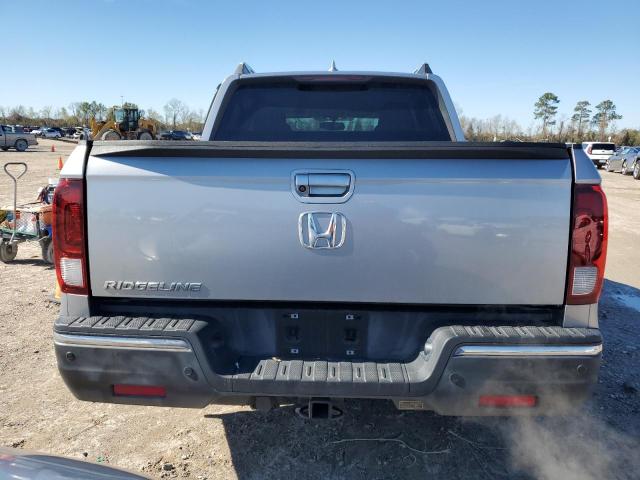 Photo 6 from auction – 2017 HONDA RIDGELINE with VIN 5FPYK2F63HB008277