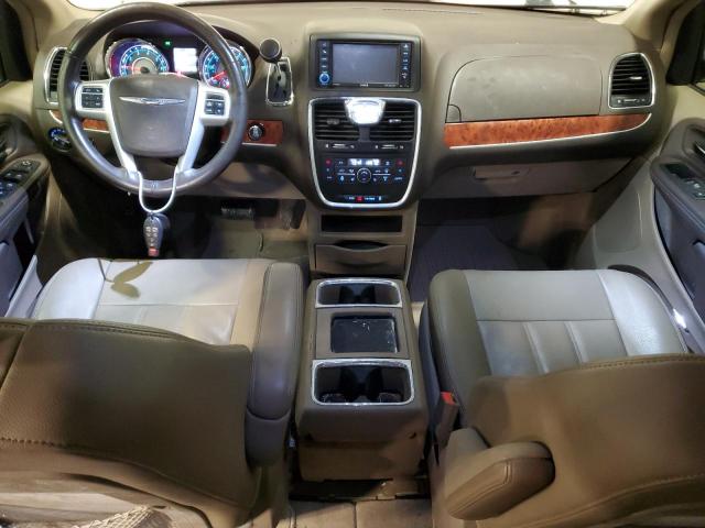 Photo 8 from auction – 2016 CHRYSLER TOWN & COU with VIN 2C4RC1BG2GR255358