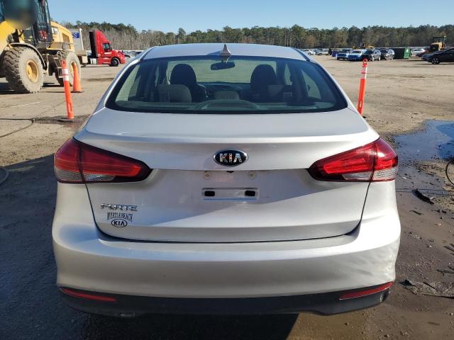 Photo 6 from auction – 2018 KIA FORTE LX with VIN 3KPFK4A7XJE284608