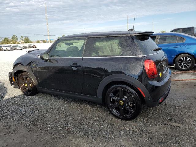 Photo 2 from auction – 2022 MINI COOPER SE with VIN WMW13DJ08N2S47924