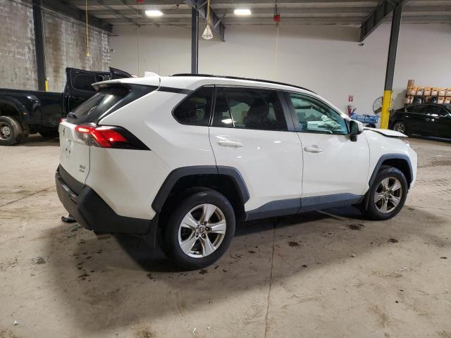 Photo 3 from auction – 2021 TOYOTA RAV4 XLE with VIN 2T3P1RFV3MC245364