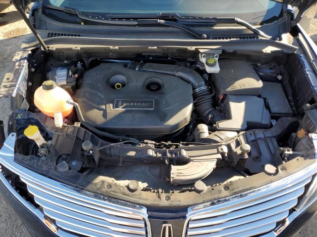 Photo 12 from auction – 2017 LINCOLN MKC SELECT with VIN 5LMCJ2C96HUL22428