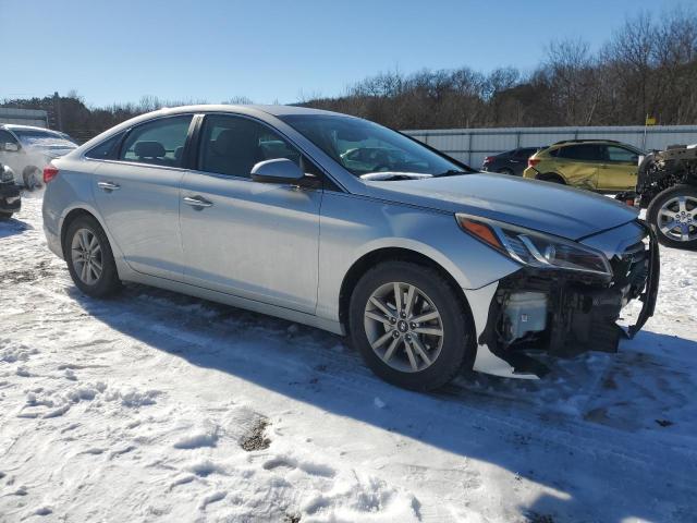 Photo 4 from auction – 2016 HYUNDAI SONATA SE with VIN 5NPE24AF3GH266149