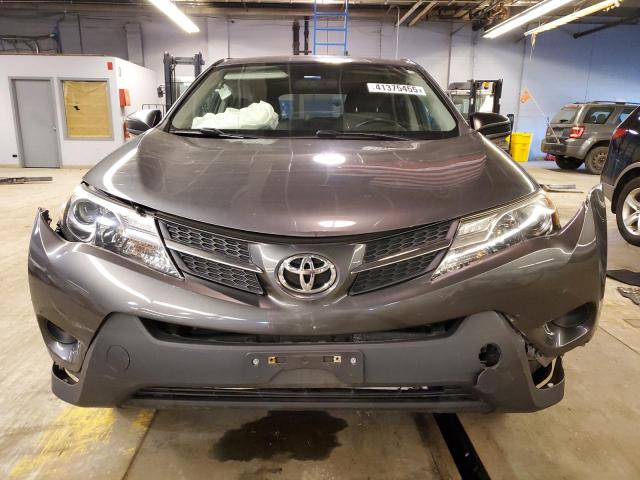 Photo 5 from auction – 2015 TOYOTA RAV4 LE with VIN 2T3BFREV7FW293920