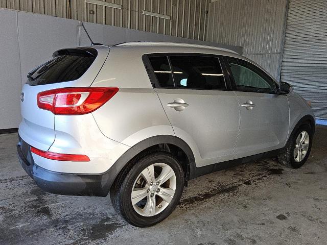 Photo 3 from auction – 2011 KIA SPORTAGE L with VIN KNDPB3A20B7091176