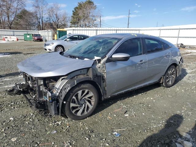 HONDA CIVIC EX 2017 с VIN 2HGFC2F82HH545877 - Фото с аукциона
