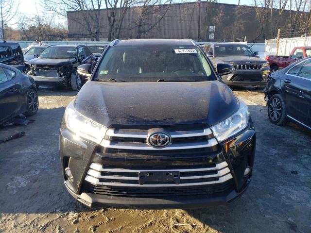 Photo 5 from auction – 2019 TOYOTA HIGHLANDER with VIN 5TDJZRFH6KS952416