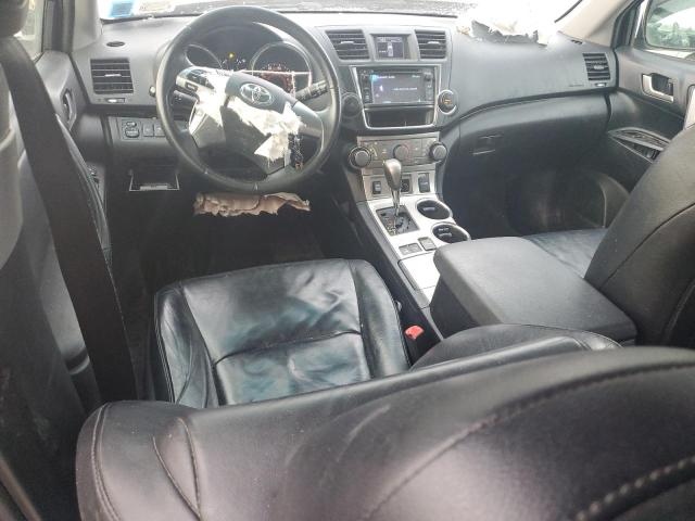 Photo 8 from auction – 2013 TOYOTA HIGHLANDER with VIN 5TDBK3EH8DS209895