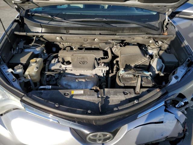 Photo 12 from auction – 2017 TOYOTA RAV4 XLE with VIN 2T3RFREV0HW611751
