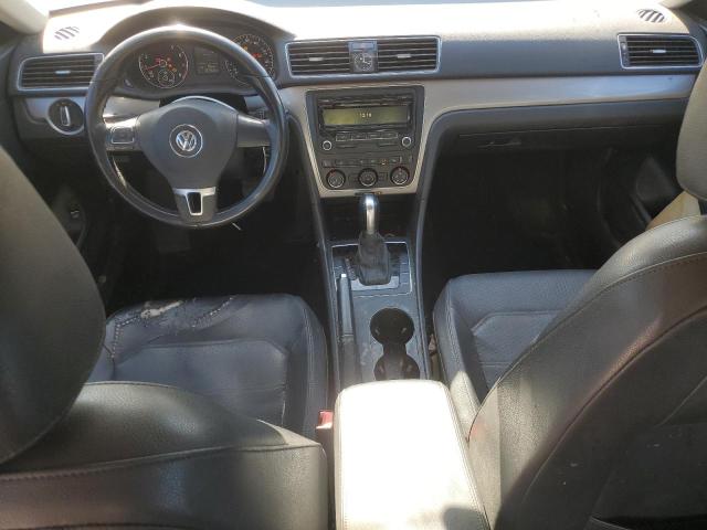 Photo 8 from auction – 2014 VOLKSWAGEN PASSAT S with VIN 1VWAS7A30EC074232