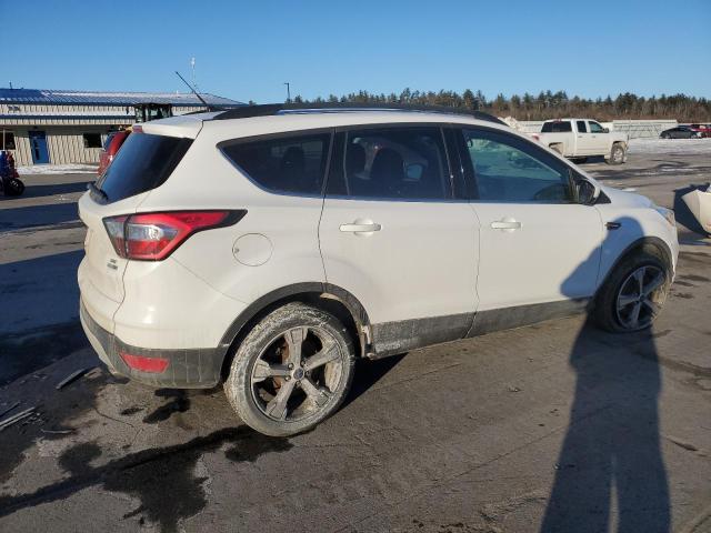Photo 3 from auction – 2017 FORD ESCAPE SE with VIN 1FMCU9G97HUD62563